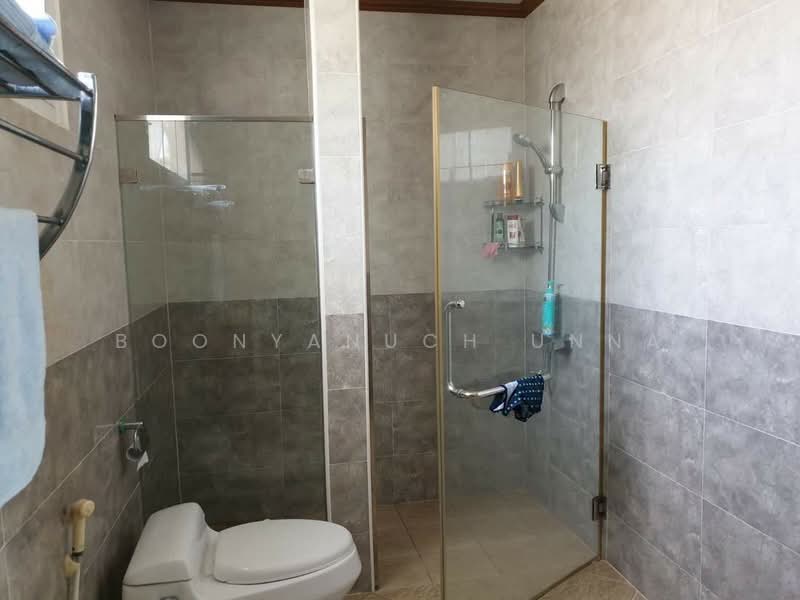 4-BR House, Chon Buri (Pattaya), Huai Yai, Bang Lamung (Pattaya), Chon Buri (Pattaya), 4 Bedrooms, 340 sqm, Single Detached House For Sale, by Boonyanuch Unna, 500484013 - DDproperty.com