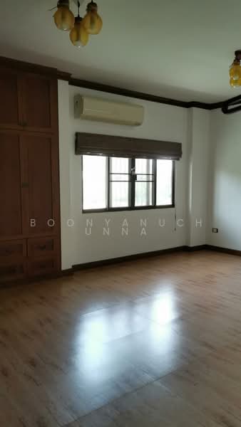4-BR House, Chon Buri (Pattaya), Surasak, Si Racha, Chon Buri (Pattaya), 4 Bedrooms, 325 sqm, Single Detached House For Sale, by Boonyanuch Unna, 500484027 - DDproperty.com