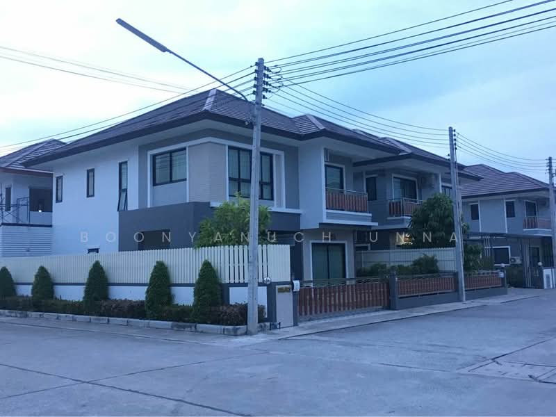 5-BR House, Chon Buri (Pattaya), Ban Bung, Chon Buri (Pattaya), 5 Bedrooms, 200 sqm, Single Detached House For Sale, by Boonyanuch Unna, 500484063 - DDproperty.com