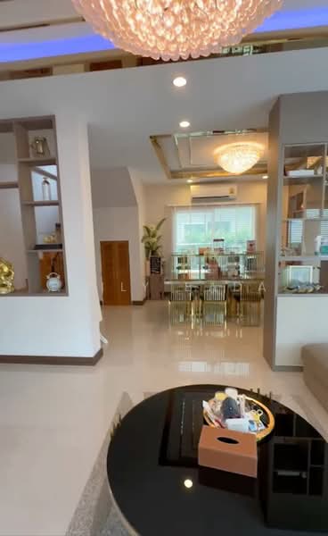 Laddarom Elegant Wongwan-Sathorn, Bangkok, 469 Kanchanapisek Road, Lak Song, Bang Khae, Bangkok, 3 Bedrooms, 250 sqm, Single Detached House For Sale, by Emily Bada, 500484144 - DDproperty.com