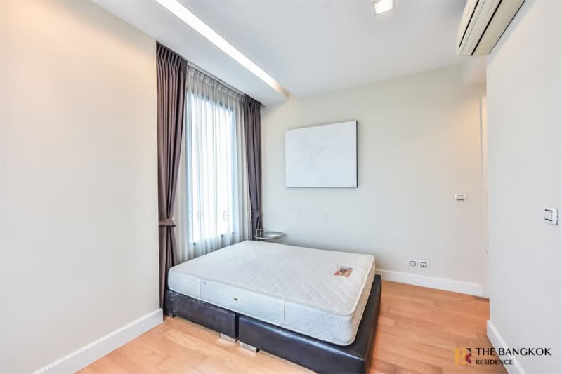 Equinox Phahol Vibha, Bangkok, 345 Paholyothin Road, Jom Phon, Chatuchak, Bangkok, 2 Bedrooms, 63 sqm, Condo For Rent, by Nicha Peerakittikul, 500484169 - DDproperty.com