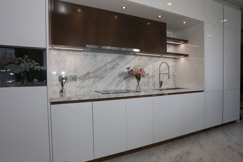 The Monument Thonglor, Bangkok, 998 Thonglor Road, Khlong Tan Nua, Watthana, Bangkok, 2 Bedrooms, 125 sqm, Condo For Sale, by Emily Bada, 500484185 - DDproperty.com