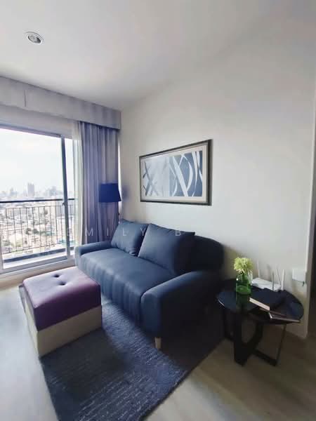 Life Ratchadapisek, Bangkok, 279 Ratchadapisaek Road, Huai Khwang, Bangkok, 2 Bedrooms, 56 sqm, Condo For Rent, by Emily Bada, 500484188 - DDproperty.com