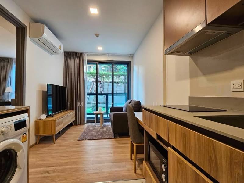 Taka Haus, Bangkok, 99 Soi Ekamai 10, Khlong Tan Nua, Watthana, Bangkok, 1 Bedroom, 31 sqm, Condo For Sale, by Emily Bada, 500484206 - DDproperty.com