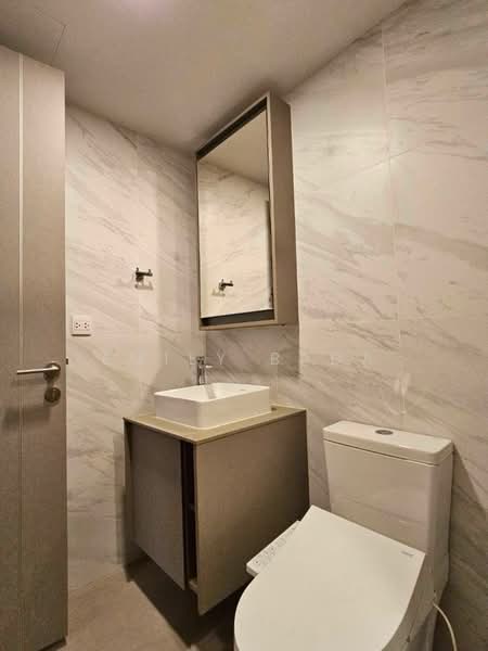 Taka Haus, Bangkok, 99 Soi Ekamai 10, Khlong Tan Nua, Watthana, Bangkok, 1 Bedroom, 31 sqm, Condo For Sale, by Emily Bada, 500484206 - DDproperty.com