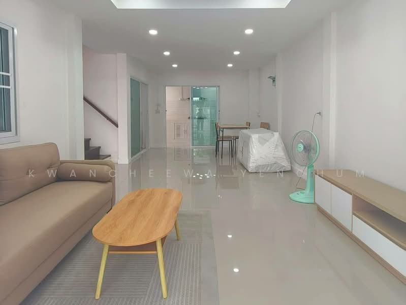 Sena villa 9 : หมู่บ้านเสนาวิลล่า 9 คู้บอน 27 แยก 60, กรุงเทพ, ซอย คู้บอน 27 แยก 60, ท่าแร้ง, บางเขน, กรุงเทพ, 90 ตร.ม., ทาวน์เฮ้าส์ ขาย, โดย Kwancheewa Yenchum, 500484211 - DDproperty.com