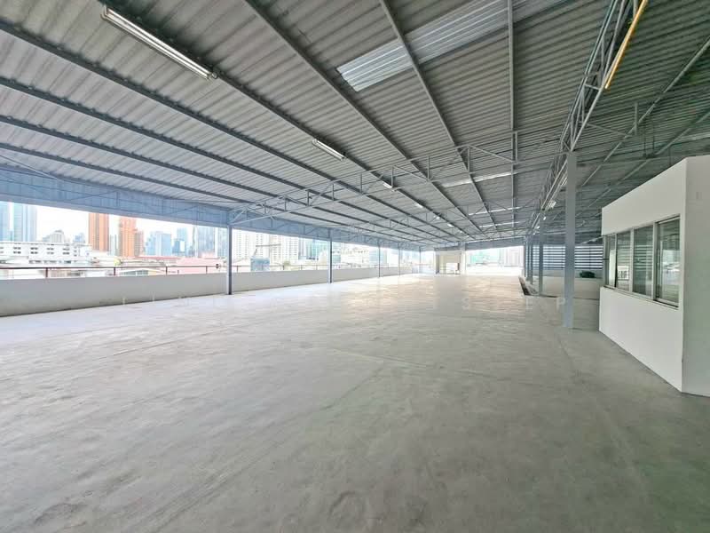 4-Storey Commercial Building with Rooftop Rama 4 Area, Bangkok, Lumphini, Pathum Wan, Bangkok, , 9,770 sqm, Shophouse For Rent, by LINE @firststep, 500484215 - DDproperty.com