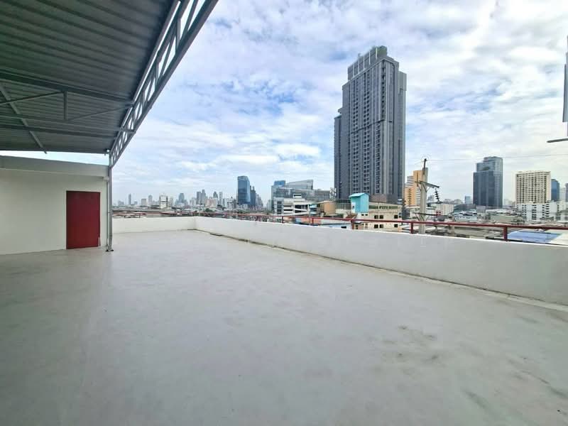 4-Storey Commercial Building with Rooftop Rama 4 Area, Bangkok, Lumphini, Pathum Wan, Bangkok, , 9,770 sqm, Shophouse For Rent, by LINE @firststep, 500484215 - DDproperty.com