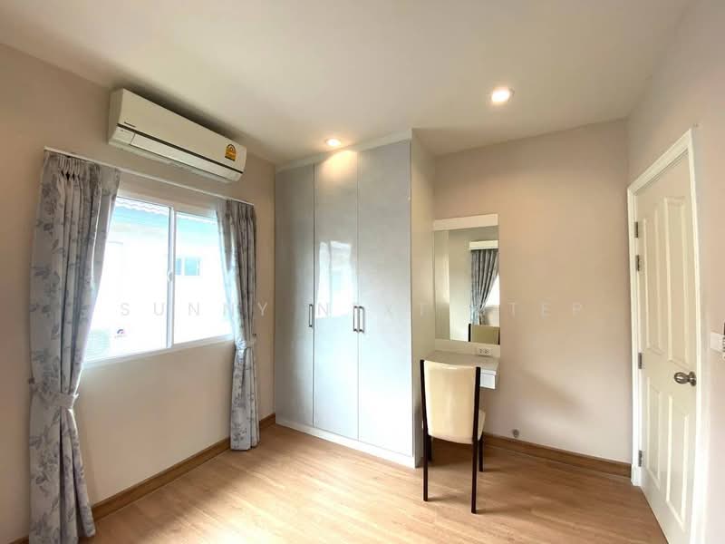 Passorn Prestiege Luxe Pattanakarn, Bangkok, Phatthanakan Road, Suan Luang, Bangkok, 4 Bedrooms, 220 sqm, Single Detached House For Rent, by Sunny Next Step, 500484217 - DDproperty.com