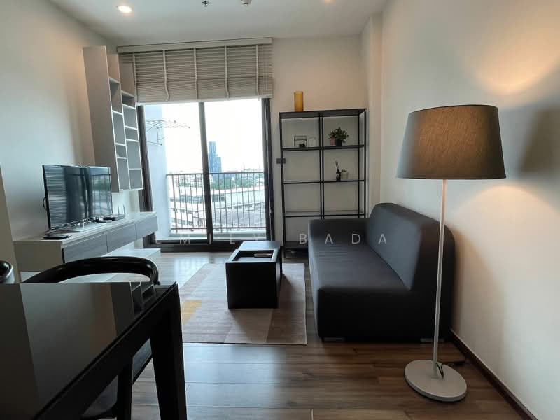 Wyne Sukhumvit, Bangkok, 1120 Sukhumvit Road, Phra Kanong, Khlong Toei, Bangkok, 1 Bedroom, 45 sqm, Condo For Rent, by Emily Bada, 500484220 - DDproperty.com