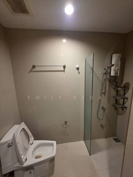 The Issara Ladprao, Bangkok, 296 Ladpao Road, Jom Phon, Chatuchak, Bangkok, 2 Bedrooms, 52 sqm, Condo For Rent, by Emily Bada, 500484228 - DDproperty.com