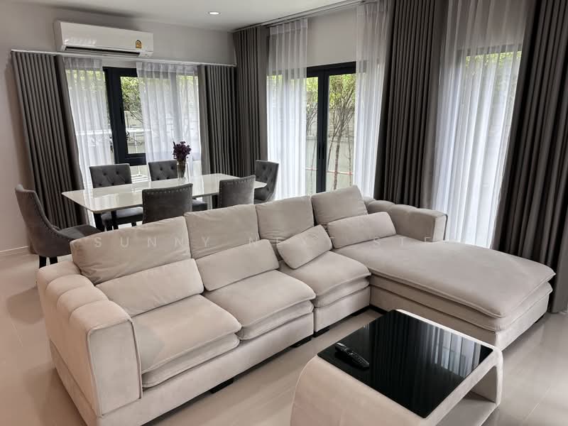 Baan Klang Muang Rama 9-Krungthep Kreetha, Bangkok, Soi Kanchanaphisek 23, Saphan Sung, Bangkok, 4 Bedrooms, 218 sqm, Townhouse For Rent, by Sunny Next Step, 500484253 - DDproperty.com