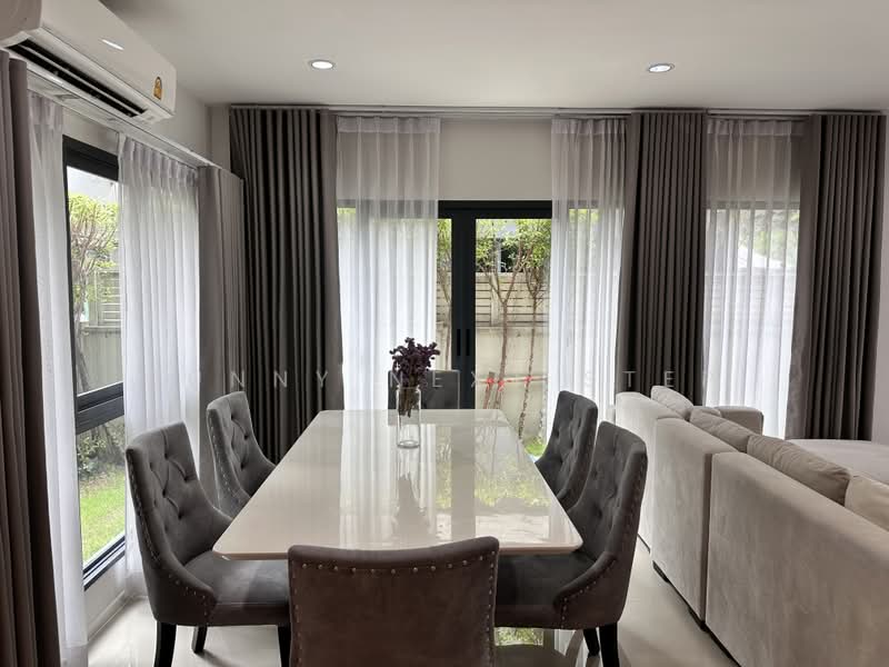 Baan Klang Muang Rama 9-Krungthep Kreetha, Bangkok, Soi Kanchanaphisek 23, Saphan Sung, Bangkok, 4 Bedrooms, 218 sqm, Townhouse For Rent, by Sunny Next Step, 500484253 - DDproperty.com