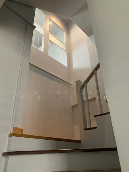 Baan Klang Muang Ladprao-Yothin Phatthana, Bangkok, Soi Baan Klang Muang Ladprao-Yothin Phatthana, Lat Phrao, Lat Phrao, Bangkok, 3 Bedrooms, 200 sqm, Townhouse For Rent, by NTG Property House Co.,Ltd., 500484302 - DDproperty.com