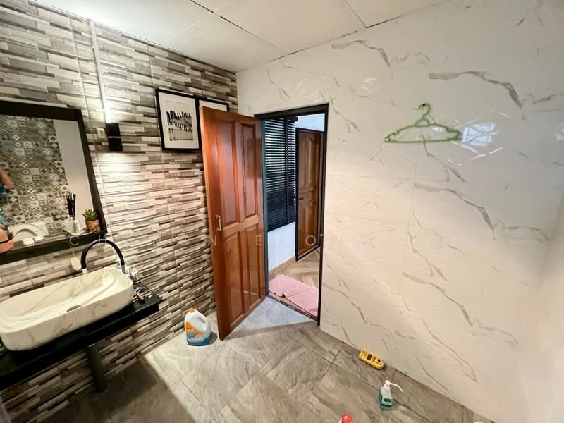 4-BR House, Bangkok, Nong Kham, Nong Khaem, Bangkok, 4 Bedrooms, 387 sqm, Single Detached House For Sale, by Chanon Ekongkarn, 500484303 - DDproperty.com