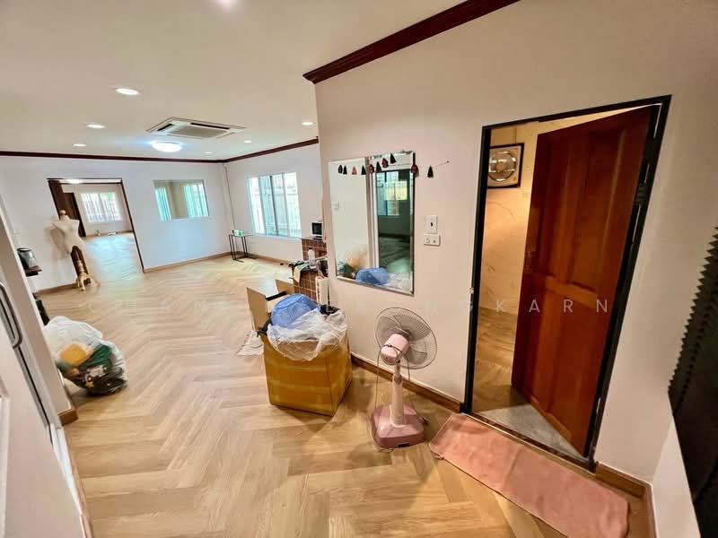 4-BR House, Bangkok, Nong Kham, Nong Khaem, Bangkok, 4 Bedrooms, 387 sqm, Single Detached House For Sale, by Chanon Ekongkarn, 500484303 - DDproperty.com