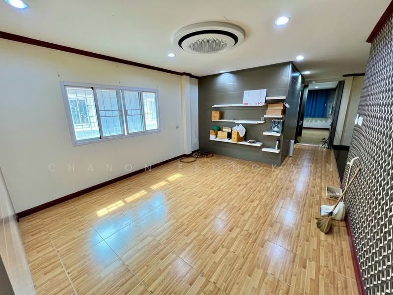 4-BR House, Bangkok, Nong Kham, Nong Khaem, Bangkok, 4 Bedrooms, 387 sqm, Single Detached House For Sale, by Chanon Ekongkarn, 500484303 - DDproperty.com