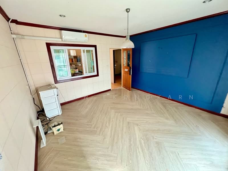 บ้าน 4-ห้องนอน, กรุงเทพ, หนองแขม, กรุงเทพ, 387 ตร.ม., บ้านเดี่ยว ขาย, โดย Chanon Ekongkarn, 500484303 - DDproperty.com