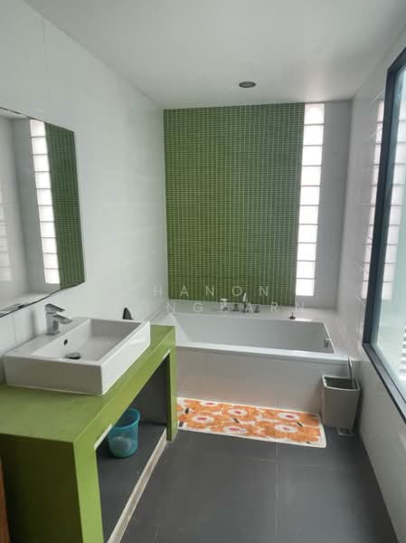 4-BR House, Bangkok, Lat Phrao, Bangkok, 4 Bedrooms, 462 sqm, Single Detached House For Sale, by Chanon Ekongkarn, 500484310 - DDproperty.com