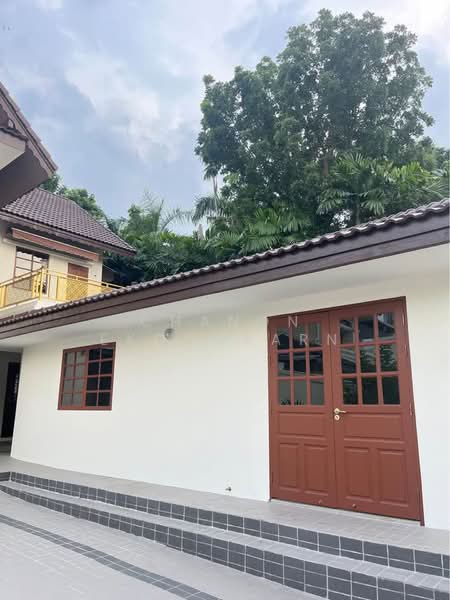 3-BR House, Bangkok, Saphan Sung, Bangkok, 3 Bedrooms, 208 sqm, Single Detached House For Sale, by Chanon Ekongkarn, 500484313 - DDproperty.com