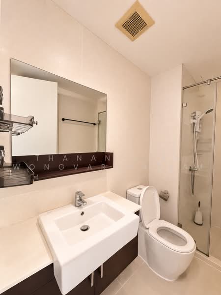 The Mark Ratchada-Airport Link, Bangkok, Chaturathit Road, Makkasan, Ratchathewi, Bangkok, 2 Bedrooms, 57 sqm, Condo For Sale, by Thananthorn Wongvarnkaseam, 500484325 - DDproperty.com