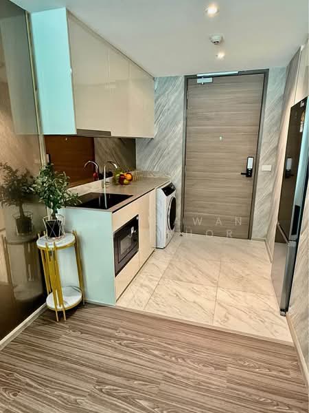 Fynn Asoke, Bangkok, 28 Sukhumvit 10 Alley, Khlong Toei, Bangkok, 3 Bedrooms, 110 sqm, Condo For Rent, by Napatsawan Tamjorhor, 500484329 - DDproperty.com