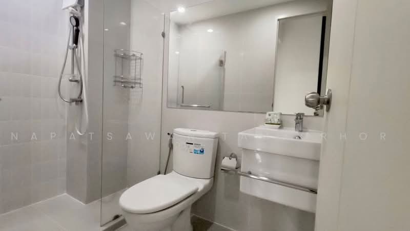 Life Asoke, Bangkok, Asoke-Dindang Road, Bang Kapi, Huai Khwang, Bangkok, 1 Bedroom, 30 sqm, Condo For Rent, by Napatsawan Tamjorhor, 500484335 - DDproperty.com
