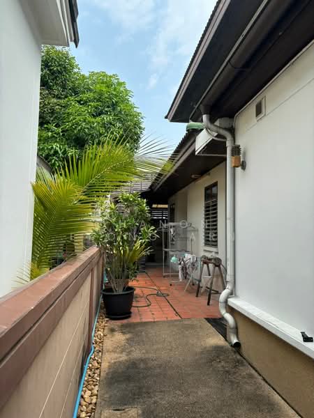 undefined, Bangkok, Khlong Chan, Bang Kapi, Bangkok, 4 Bedrooms, 466 sqm, Single Detached House For Sale, by Chanon Ekongkarn, 500484339 - DDproperty.com