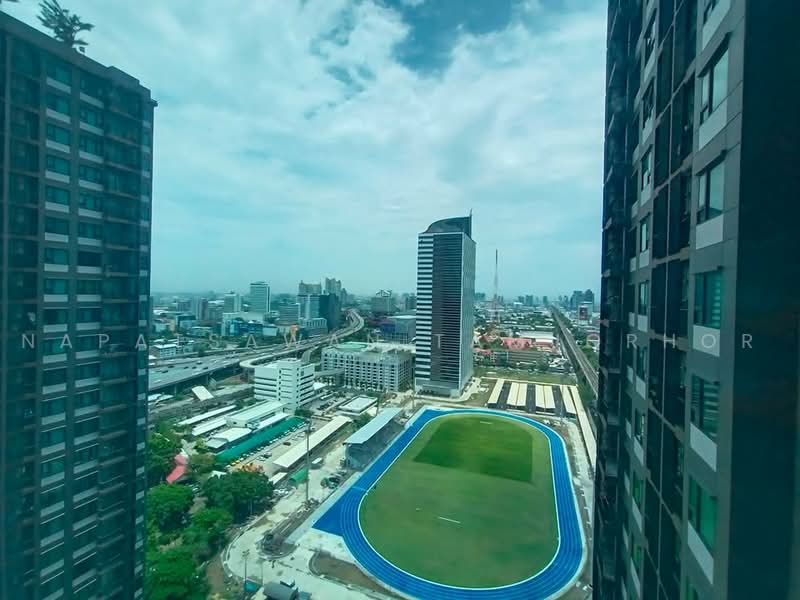 Life Asoke, Bangkok, Asoke-Dindang Road, Bang Kapi, Huai Khwang, Bangkok, 1 Bedroom, 30 sqm, Condo For Rent, by Napatsawan Tamjorhor, 500484372 - DDproperty.com
