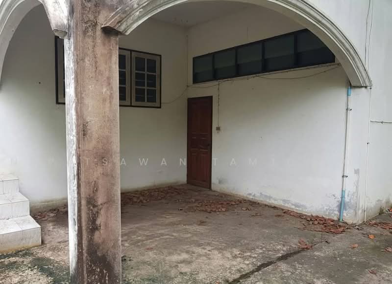 3-BR House, Bangkok, Nong Bon, Prawet, Bangkok, 3 Bedrooms, 120 sqm, Single Detached House For Sale, by Napatsawan Tamjorhor, 500484374 - DDproperty.com