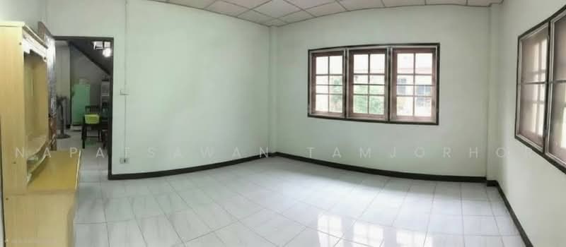 3-BR House, Bangkok, Nong Bon, Prawet, Bangkok, 3 Bedrooms, 120 sqm, Single Detached House For Sale, by Napatsawan Tamjorhor, 500484374 - DDproperty.com