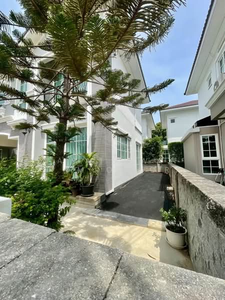 undefined, Bangkok, Khlong Chak Phra, Taling Chan, Bangkok, 4 Bedrooms, 325 sqm, Single Detached House For Sale, by Napatsawan Tamjorhor, 500484383 - DDproperty.com