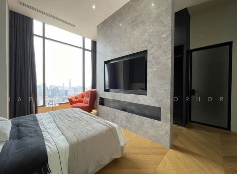 The Esse Asoke, Bangkok, 333 Soi Sukhumvit 21, Sukhumvit Road, Khlongtoei Nua, Watthana, Bangkok, 2 Bedrooms, 158 sqm, Condo For Rent, by Napatsawan Tamjorhor, 500484389 - DDproperty.com