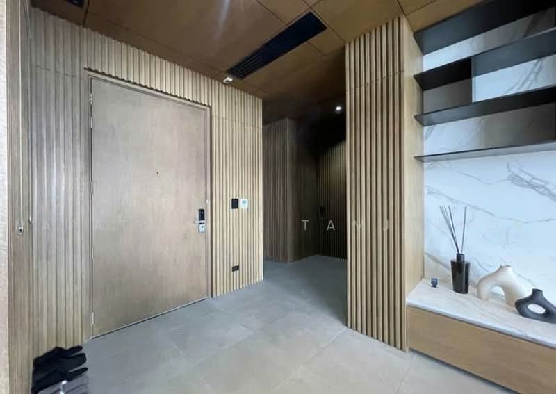 The Esse Asoke, Bangkok, 333 Soi Sukhumvit 21, Sukhumvit Road, Khlongtoei Nua, Watthana, Bangkok, 2 Bedrooms, 158 sqm, Condo For Rent, by Napatsawan Tamjorhor, 500484389 - DDproperty.com