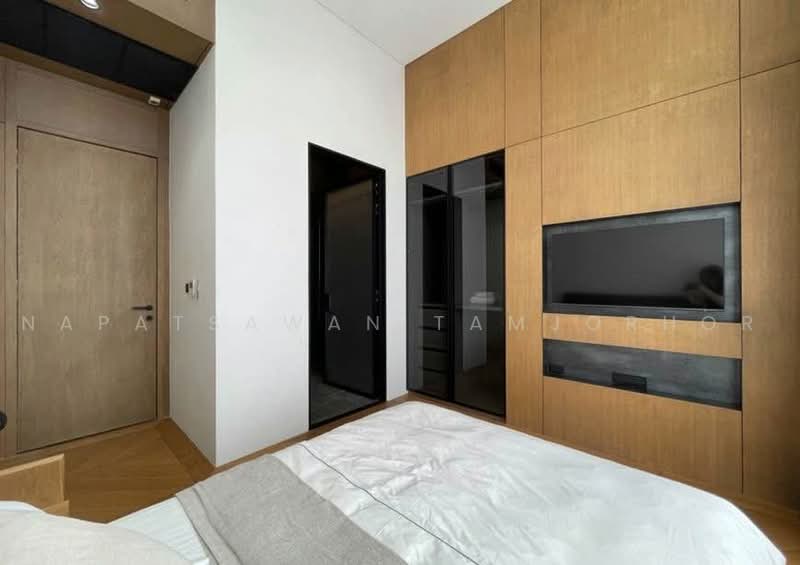 The Esse Asoke, Bangkok, 333 Soi Sukhumvit 21, Sukhumvit Road, Khlongtoei Nua, Watthana, Bangkok, 2 Bedrooms, 158 sqm, Condo For Rent, by Napatsawan Tamjorhor, 500484389 - DDproperty.com