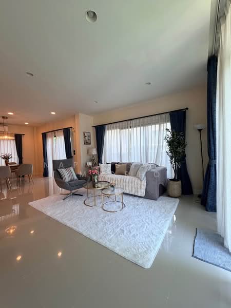 Setthasiri Krungthep Kreetha, Bangkok, Krungthep Kreetha Road, Hua Mak, Bang Kapi, Bangkok, 4 Bedrooms, 200 sqm, Single Detached House For Rent, by Napatsawan Tamjorhor, 500484391 - DDproperty.com