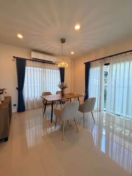 Setthasiri Krungthep Kreetha, Bangkok, Krungthep Kreetha Road, Hua Mak, Bang Kapi, Bangkok, 4 Bedrooms, 200 sqm, Single Detached House For Rent, by Napatsawan Tamjorhor, 500484391 - DDproperty.com
