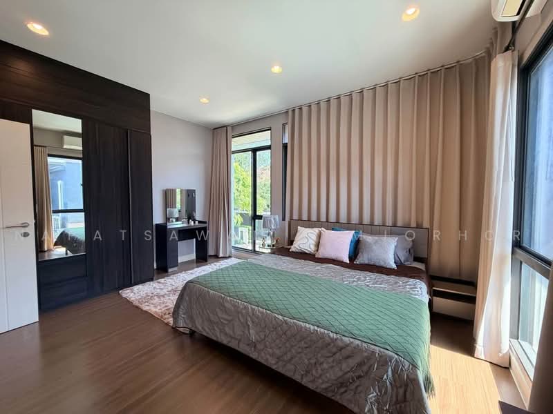 Setthasiri Krungthep Kreetha, Bangkok, Krungthep Kreetha Road, Hua Mak, Bang Kapi, Bangkok, 4 Bedrooms, 200 sqm, Single Detached House For Rent, by Napatsawan Tamjorhor, 500484391 - DDproperty.com