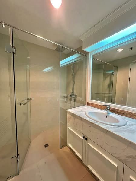 G.P. Grande Tower, Bangkok, 55 Sukhumvit 23, Khlongtoei Nua, Watthana, Bangkok, 4 Bedrooms, 600 sqm, Condo For Rent, by LINE @firststep, 500484393 - DDproperty.com