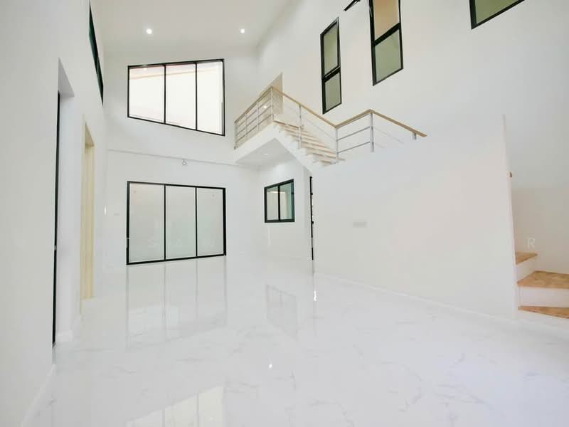 3-BR House, Bangkok, Nuan Chan, Bueng Kum, Bangkok, 3 Bedrooms, 204 sqm, Single Detached House For Sale, by Napatsawan Tamjorhor, 500484400 - DDproperty.com