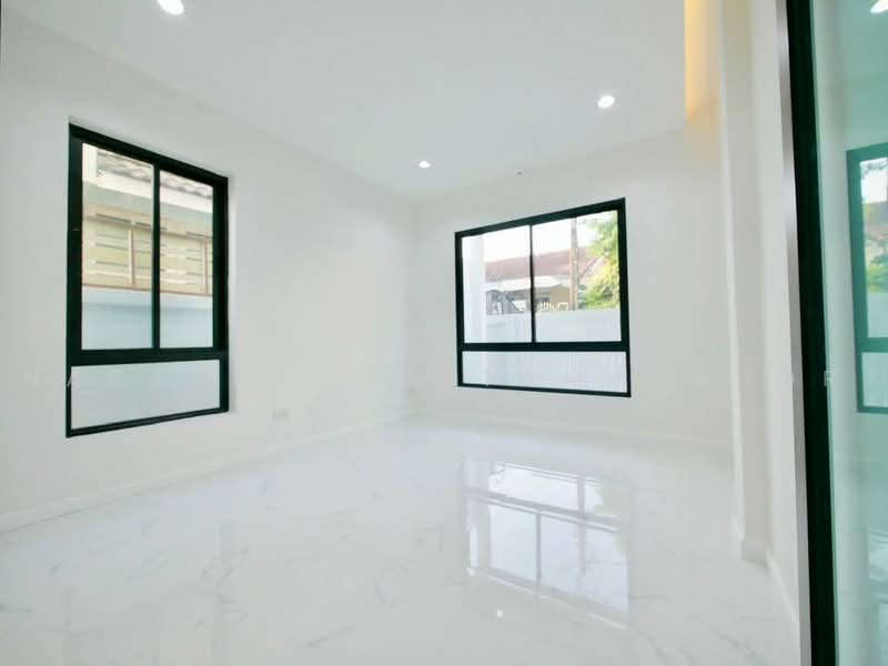 บ้าน 3-ห้องนอน, กรุงเทพ, นวลจันทร์, บึงกุ่ม, กรุงเทพ, 204 ตร.ม., บ้านเดี่ยว ขาย, โดย Napatsawan Tamjorhor, 500484400 - DDproperty.com