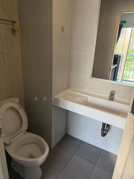 Lumpini Ville Ratchaphruek-Bangwaek, Bangkok, Soi Bang Waek 76, Bang Waek Road, Bang Waek, Phasi Charoen, Bangkok, 1 Bedroom, 22 sqm, Condo For Rent, by Agentbkk, 500484401 - DDproperty.com