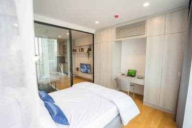 Noble Revo Silom, Bangkok, 88 Soi Surasak Surasak Road, Silom, Bang Rak, Bangkok, 1 Bedroom, 33 sqm, Condo For Rent, by Napatsawan Tamjorhor, 500484402 - DDproperty.com