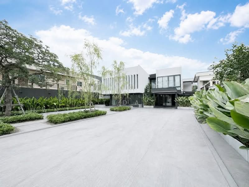 ขาย/ให้เช่า ออฟฟิศ สุขุมวิท 71 (Sukhumvit 71) 310 ตร.ม, Bangkok, Phra Kanong Nua, Watthana, Bangkok, , 310 sqm, Office Space For Rent, by Tida phanthonglarptawee, 500484419 - DDproperty.com