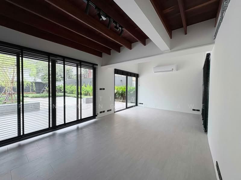 ขาย/ให้เช่า ออฟฟิศ สุขุมวิท 71 (Sukhumvit 71) 310 ตร.ม, Bangkok, Phra Kanong Nua, Watthana, Bangkok, , 310 sqm, Office Space For Rent, by Tida phanthonglarptawee, 500484419 - DDproperty.com