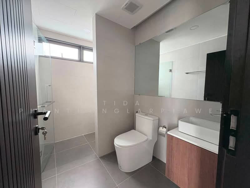 ขาย/ให้เช่า ออฟฟิศ สุขุมวิท 71 (Sukhumvit 71) 310 ตร.ม, Bangkok, Phra Kanong Nua, Watthana, Bangkok, , 310 sqm, Office Space For Rent, by Tida phanthonglarptawee, 500484419 - DDproperty.com