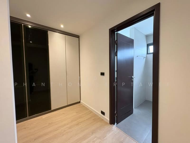 ขาย/ให้เช่า ออฟฟิศ สุขุมวิท 71 (Sukhumvit 71) 310 ตร.ม, Bangkok, Phra Kanong Nua, Watthana, Bangkok, , 310 sqm, Office Space For Rent, by Tida phanthonglarptawee, 500484419 - DDproperty.com