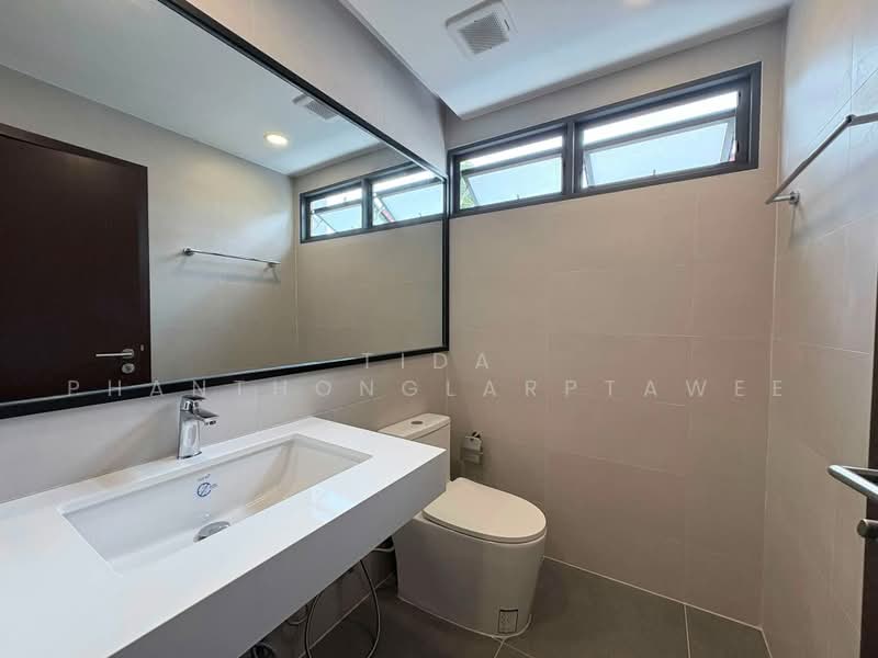 ขาย/ให้เช่า ออฟฟิศ สุขุมวิท 71 (Sukhumvit 71) 310 ตร.ม, Bangkok, Phra Kanong Nua, Watthana, Bangkok, , 310 sqm, Office Space For Rent, by Tida phanthonglarptawee, 500484419 - DDproperty.com