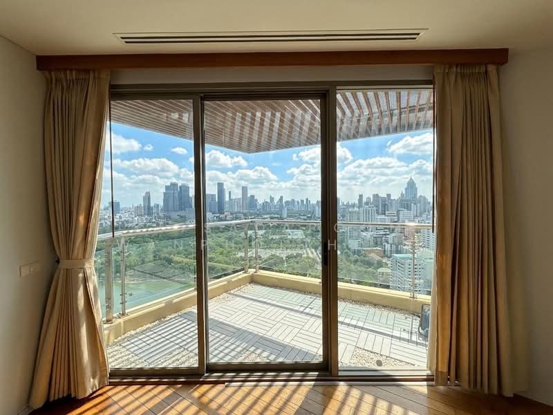 The Lakes, Bangkok, 123 Ratchadaphisek Road, Khlong Toei, Bangkok, 3 Bedrooms, 210 sqm, Condo For Rent, by Kitsadapoom Wanpholthong, 500484428 - DDproperty.com