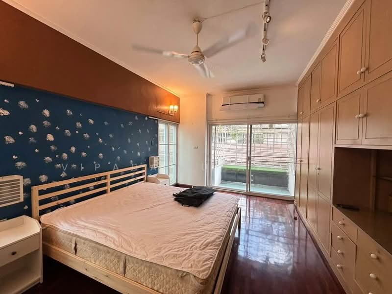 Siam Penthouse 2 Condominium, Bangkok, 72 Soi Sathorn 1, Sathorn Road, Thung Maha Mek, Sathon, Bangkok, 3 Bedrooms, 170 sqm, Condo For Rent, by Vipada Supaporn, 500484486 - DDproperty.com